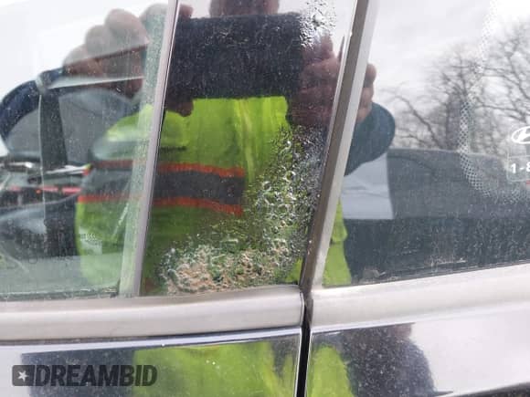 2012 Hyundai Veloster w/Black Int with VIN KMHTC6AD6CU020657, listed as a IAAI auction lot 42031670 with 187,585 mi miles and . Bid and sale history available at DreamBid. Image 13.