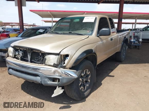 ✅ 2002 Toyota Tacoma PreRunner • VIN: 5TESN92N12Z123221 • Lot: 43067445. Listed on IAAI with 282,792 mi. Free auction sales archive from the USA and detailed vehicle history report at DreamBid. Image 2.
