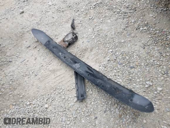 2012 Hyundai Veloster w/Red Int с VIN KMHTC6AD8CU072100, выставлен на аукционе IAAI как лот 43427707 с пробегом 178 258 миль миль и . История ставок и продаж доступна на DreamBid. Изображение 12.