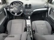 ✅ 2011 Chevrolet Aveo 1LT • VIN: KL1TD5DE6BB133753 • Lot: 57380695. Wystawiony na Copart z przebiegiem 79 421 mil. Bezpłatny archiwum sprzedaży aukcyjnych z USA i szczegółowy raport historii pojazdu na DreamBid. Zdjęcie 8.