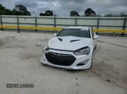 ✅ 2016 Hyundai Genesis Coupe 3.8L Base • VIN: KMHHT6KJXGU132796 • Lot: 45790205. Wystawiony na Copart z przebiegiem 93 110 mil. Bezpłatny archiwum sprzedaży aukcyjnych z USA i szczegółowy raport historii pojazdu na DreamBid. Zdjęcie 10.