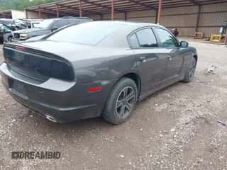 2013 Dodge Charger SE с VIN 2C3CDXBG3DH622490, выставлен на аукционе IAAI как лот 42553086 с пробегом 138 434 миль миль и . История ставок и продаж доступна на DreamBid. Изображение 4.
