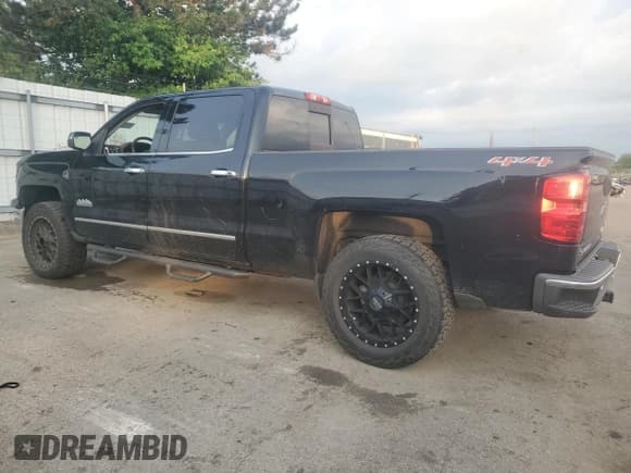✅ 2015 Chevrolet Silverado 1500 High Country • VIN: 3GCUKTEC3FG332700 • Лот: 65580734. Опубликован ранее на Copart с пробегом 180 794 миль. Бесплатный доступ к архиву аукционных продаж из США и подробный отчёт об истории автомобиля на DreamBid. Изображение 2.