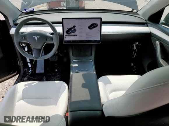 ✅ 2024 Tesla Model Y Long Range • VIN: 7SAYGDEE3RA221844 • Lot: 57672795. Wystawiony na Copart z przebiegiem 20 496 mil. Bezpłatny archiwum sprzedaży aukcyjnych z USA i szczegółowy raport historii pojazdu na DreamBid. Zdjęcie 8.