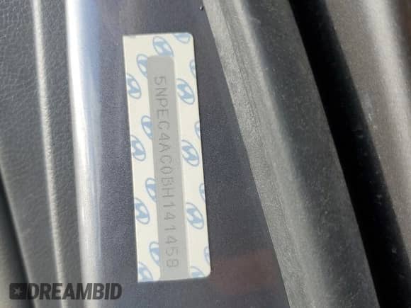 2011 Hyundai Sonata Limited with VIN 5NPEC4AC0BH141458, listed as a Copart auction lot 85097475 with 133,740 mi miles and Salvage title. Bid and sale history available at DreamBid. Image 12.