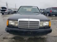 ✅ 1987 Mercedes-Benz 300 D • VIN: WDBEB33D0HA432026 • Lot: 48766665. Listed on Copart with 161,099 mi. Free auction sales archive from the USA and detailed vehicle history report at DreamBid. Image 5.