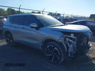 2022 Mitsubishi Outlander ES with VIN JA4J4TA82NZ028264, listed as a IAAI auction lot 43332144 with 60,804 mi miles and . Bid and sale history available at DreamBid. Image 1.