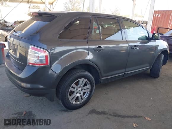 ✅ 2007 Ford Edge SE • VIN: 2FMDK36C17BB38567 • Лот: 43388604. Опубликован ранее на IAAI с пробегом 218 064 миль. Бесплатный доступ к архиву аукционных продаж из США и подробный отчёт об истории автомобиля на DreamBid. Изображение 4.