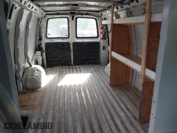 ✅ 2008 Chevrolet Express Cargo • VIN: 1GCGG29C481225238 • Lot: 42203491. Listed on IAAI with 204,882 mi. Free auction sales archive from the USA and detailed vehicle history report at DreamBid. Image 8.