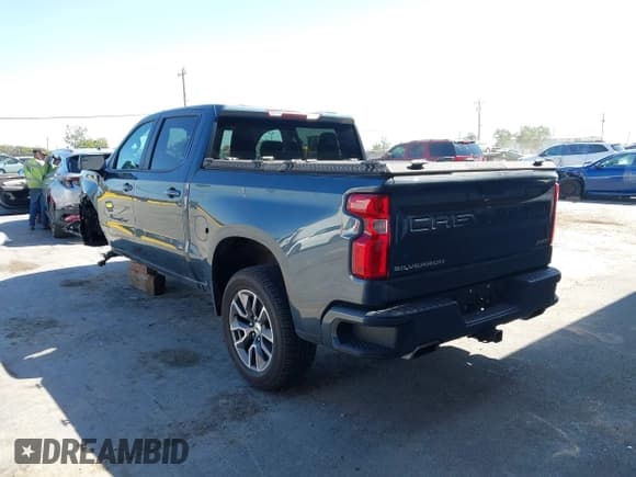 ✅ 2020 Chevrolet Silverado 1500 RST • VIN: 3GCUYEED4LG101285 • Lot: 42272752. Wystawiony na IAAI z przebiegiem 50 248 mil. Bezpłatny archiwum sprzedaży aukcyjnych z USA i szczegółowy raport historii pojazdu na DreamBid. Zdjęcie 3.