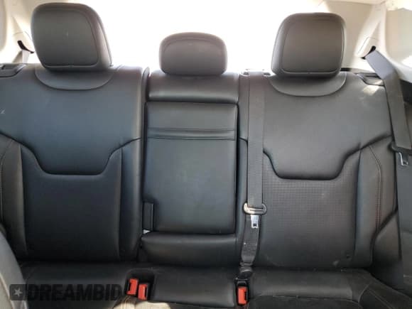 ✅ 2019 Jeep Compass Limited • VIN: 3C4NJDCB9KT673625 • Lot: 44463275. Listed on Copart with 85,139 mi. Free auction sales archive from the USA and detailed vehicle history report at DreamBid. Image 10.