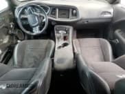 ✅ 2018 Dodge Challenger R/T Scat Pack • VIN: 2C3CDZFJ1JH229827 • Lot: 67612904. Wystawiony na Copart z przebiegiem 89 913 mil. Bezpłatny archiwum sprzedaży aukcyjnych z USA i szczegółowy raport historii pojazdu na DreamBid. Zdjęcie 8.