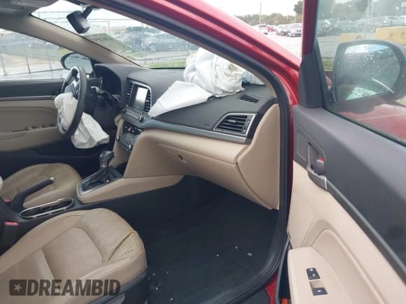 ✅ 2017 Hyundai Elantra Value Edition • VIN: 5NPD84LF5HH029252 • Lot: 43028937. Listed on IAAI with 58,134 mi. Free auction sales archive from the USA and detailed vehicle history report at DreamBid. Image 5.