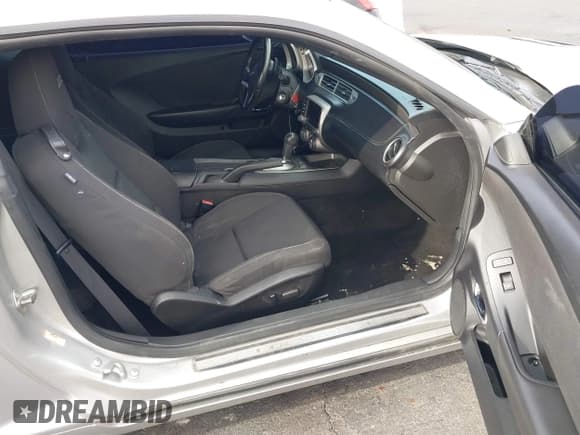 ✅ 2015 Chevrolet Camaro SS • VIN: 2G1FH1EJ2F9232357 • Lot: 41254028. Listed on IAAI with 104,962 mi. Free auction sales archive from the USA and detailed vehicle history report at DreamBid. Image 5.