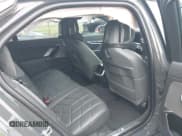 ✅ 2024 BMW i7 eDrive50 • VIN: WBY43EJ05RCR10404 • Lot: 43443402. Wystawiony na IAAI z przebiegiem 29 225 mil. Bezpłatny archiwum sprzedaży aukcyjnych z USA i szczegółowy raport historii pojazdu na DreamBid. Zdjęcie 8.