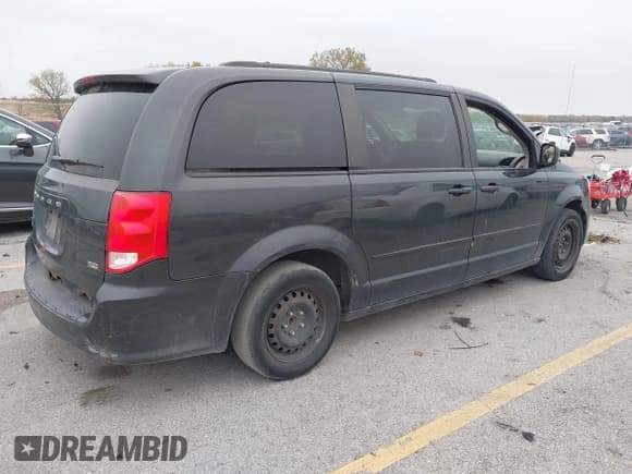 ✅ 2012 Dodge Grand Caravan SXT • VIN: 2C4RDGCG3CR324115 • Lot: 43395319. Wystawiony na IAAI z przebiegiem 243 402 mil. Bezpłatny archiwum sprzedaży aukcyjnych z USA i szczegółowy raport historii pojazdu na DreamBid. Zdjęcie 4.