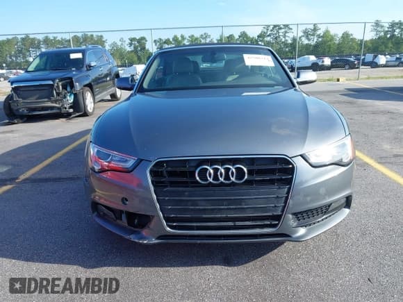 ✅ 2013 Audi A5 Premium Plus • VIN: WAULFAFH5DN009944 • Lot: 42508314. Listed on IAAI with 233,593 mi. Free auction sales archive from the USA and detailed vehicle history report at DreamBid. Image 12.
