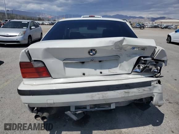 1997 BMW 3 Series M3s z VIN WBSCD9326VEE06423, wystawiony jako Copart lot #54953975 z przebiegiem 193 185 mil mil oraz Szkoda całkowita • Salvage title. Historia ofert i sprzedaży dostępna na DreamBid. Obrazek 6.