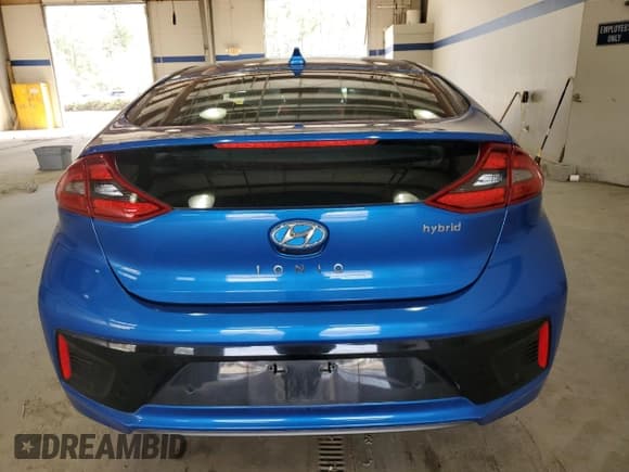 ✅ 2018 Hyundai Ioniq Limited • VIN: KMHC05LC6JU096626 • Lot: 50177095. Wystawiony na Copart z przebiegiem 68 265 mil. Bezpłatny archiwum sprzedaży aukcyjnych z USA i szczegółowy raport historii pojazdu na DreamBid. Zdjęcie 6.