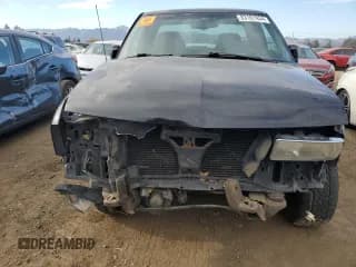 ✅ 2001 Chevrolet S-10 LS • VIN: 1GCCS19W518127849 • Лот: 83101934. Опубликован ранее на Copart с пробегом 187 161 миль. Бесплатный доступ к архиву аукционных продаж из США и подробный отчёт об истории автомобиля на DreamBid. Изображение 5.