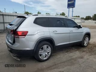 ✅ 2019 Volkswagen Atlas SE • VIN: 1V2UR2CA5KC605011 • Lot: 71704795. Wystawiony na Copart z przebiegiem 68 347 mil. Bezpłatny archiwum sprzedaży aukcyjnych z USA i szczegółowy raport historii pojazdu na DreamBid. Zdjęcie 3.
