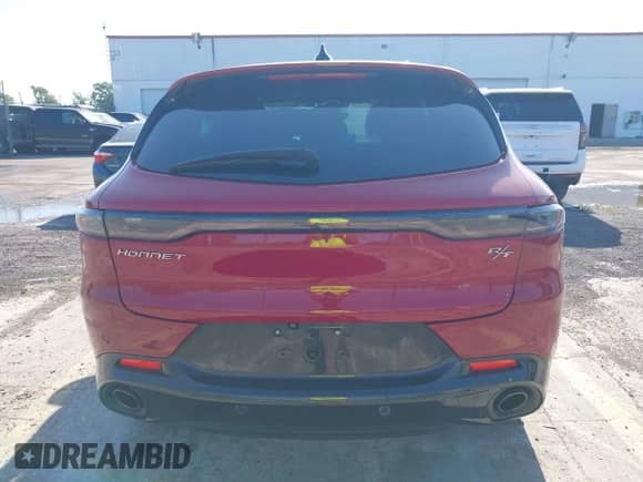 2024 Dodge Hornet R/T z VIN ZACPDFCW9R3A27668, wystawiony jako IAAI lot #41966433 z przebiegiem 27 422 mil mil oraz . Historia ofert i sprzedaży dostępna na DreamBid. Obrazek 16.