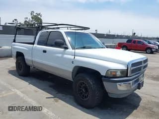 ✅ 1998 Dodge 2500 • VIN: 1B7KC2360WJ186217 • Лот: 42500470. Опубликован ранее на IAAI с пробегом 251 640 миль. Бесплатный доступ к архиву аукционных продаж из США и подробный отчёт об истории автомобиля на DreamBid. Изображение 1.
