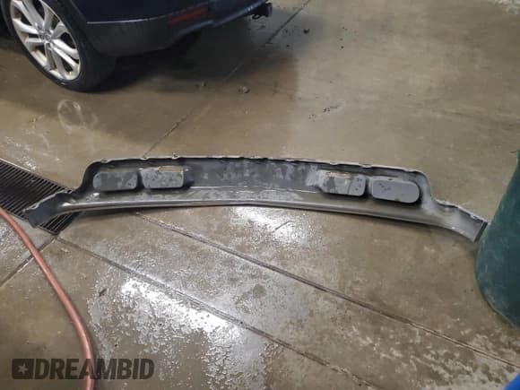 ✅ 2001 Chevrolet Silverado 1500 • VIN: 1GCEC14W91Z273310 • Лот: 72923684. Опубликован ранее на Copart с пробегом 127 662 миль. Бесплатный доступ к архиву аукционных продаж из США и подробный отчёт об истории автомобиля на DreamBid. Изображение 12.