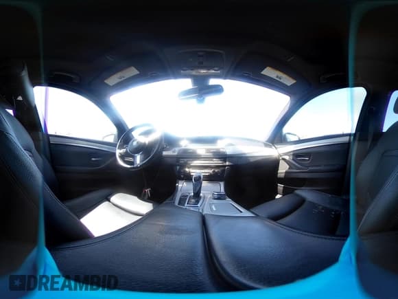 ✅ 2014 BMW 5 Series 535i • VIN: WBA5B1C58ED476278 • Lot: 43126649. Listed on IAAI with 82,404 mi. Free auction sales archive from the USA and detailed vehicle history report at DreamBid. Image 18.