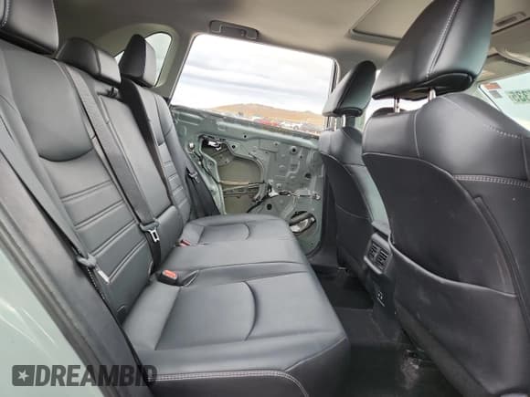 ✅ 2021 Toyota RAV4 XLE Premium • VIN: 2T3A1RFV5MC146289 • Lot: 82525335. Listed on Copart with 102,314 mi. Free auction sales archive from the USA and detailed vehicle history report at DreamBid. Image 11.