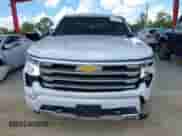 2025 Chevrolet Silverado 1500 with VIN 3GCUKJE87SG121977, listed as a IAAI auction lot 43239137 with 5,330 mi miles and . Bid and sale history available at DreamBid. Image 12.