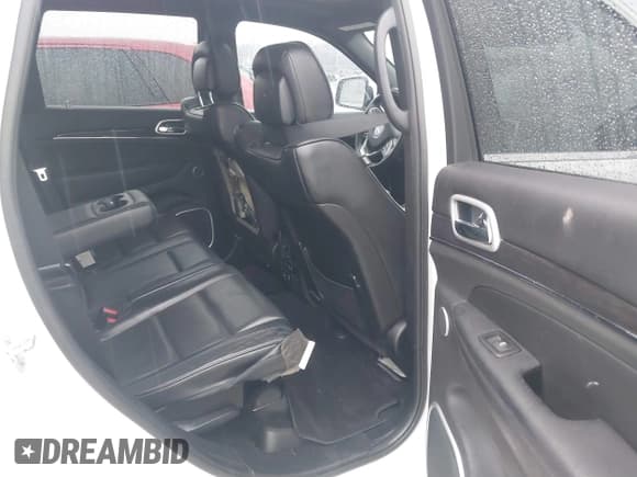✅ 2016 Jeep Grand Cherokee Overland • VIN: 1C4RJFCT8GC372157 • Lot: 41422440. Listed on IAAI with 153,067 mi. Free auction sales archive from the USA and detailed vehicle history report at DreamBid. Image 8.