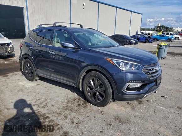 ✅ 2017 Hyundai Santa Fe Ultimate • VIN: 5NMZW4LAXHH046951 • Lot: 94761715. Wystawiony na Copart z przebiegiem 121 755 mil. Bezpłatny archiwum sprzedaży aukcyjnych z USA i szczegółowy raport historii pojazdu na DreamBid. Zdjęcie 4.