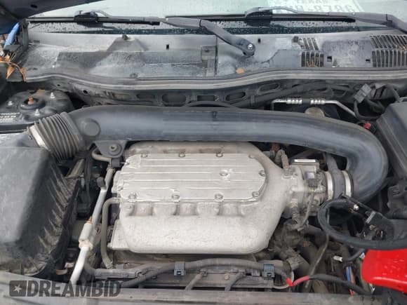 ✅ 2006 Saturn VUE • VIN: 5GZCZ53416S826981 • Lot: 42359831. Wystawiony na IAAI z przebiegiem 168 457 mil. Bezpłatny archiwum sprzedaży aukcyjnych z USA i szczegółowy raport historii pojazdu na DreamBid. Zdjęcie 10.