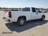 ✅ 2003 Chevrolet Silverado 1500 LS • VIN: 2GCEC19V031361240 • Lot: 80653795. Listed on Copart with 283,503 mi. Free auction sales archive from the USA and detailed vehicle history report at DreamBid. Image 3.