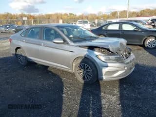 ✅ 2019 Volkswagen Jetta SEL • VIN: 3VWE57BU7KM182390 • Lot: 43565558. Listed on IAAI with 47,522 mi. Free auction sales archive from the USA and detailed vehicle history report at DreamBid. Image 1.