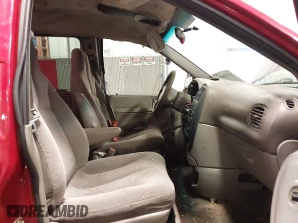 2002 Dodge Caravan eL with VIN 1B4GP34322B634575, listed as a IAAI auction lot 42816691 with 160,881 mi miles and . Bid and sale history available at DreamBid. Image 5.