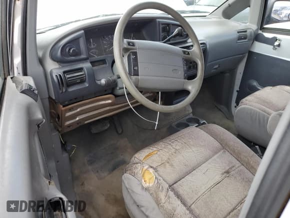 ✅ 1994 Ford Aerostar • VIN: 1FMDA31U3RZA55385 • Lot: 54246685. Listed on Copart with 229,036 mi. Free auction sales archive from the USA and detailed vehicle history report at DreamBid. Image 8.