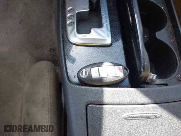 ✅ 2011 Nissan Maxima SV • VIN: 1N4AA5AP0BC861485 • Lot: 41844374. Listed on IAAI with 201,488 mi. Free auction sales archive from the USA and detailed vehicle history report at DreamBid. Image 11.