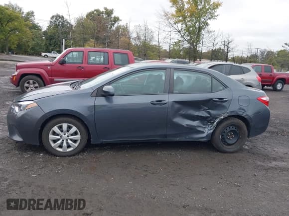 ✅ 2015 Toyota Corolla S Plus • VIN: 2T1BURHE8FC370399 • Лот: 43436616. Опубликован ранее на IAAI с пробегом 102 095 миль. Бесплатный доступ к архиву аукционных продаж из США и подробный отчёт об истории автомобиля на DreamBid. Изображение 14.