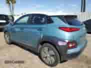 2019 Hyundai Kona SEL z VIN KM8K23AGXKU054705, wystawiony jako Copart lot #50239855 z przebiegiem 27 544 mil mil oraz Szkoda całkowita • Salvage title. Historia ofert i sprzedaży dostępna na DreamBid. Obrazek 2.