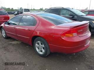 2002 Dodge Intrepid ES z VIN 2B3HD56M72H135555, wystawiony jako IAAI lot #42918157 z przebiegiem 116 624 mil mil oraz . Historia ofert i sprzedaży dostępna na DreamBid. Obrazek 3.