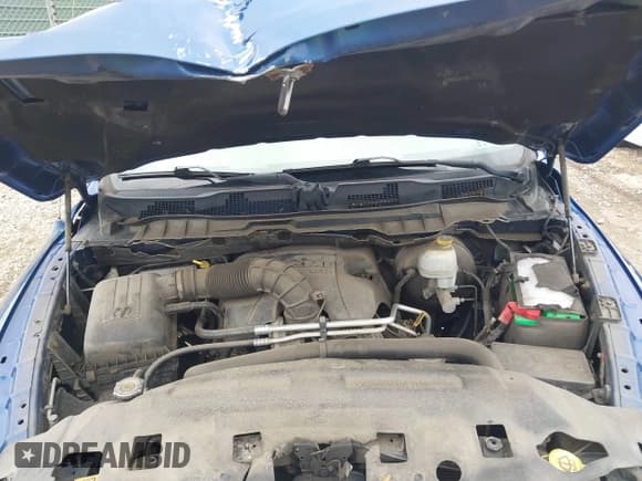 ✅ 2010 Dodge 1500 ST • VIN: 1D7RV1GTXAS104098 • Lot: 43042375. Wystawiony na IAAI z przebiegiem 107 091 mil. Bezpłatny archiwum sprzedaży aukcyjnych z USA i szczegółowy raport historii pojazdu na DreamBid. Zdjęcie 10.