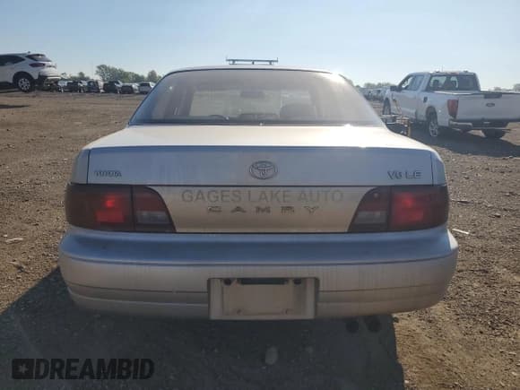✅ 1995 Toyota Camry LE • VIN: 4T1GK12E9SU100869 • Lot: 80628715. Wystawiony na Copart z przebiegiem 310 283 mil. Bezpłatny archiwum sprzedaży aukcyjnych z USA i szczegółowy raport historii pojazdu na DreamBid. Zdjęcie 6.