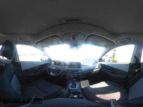 ✅ 2018 Hyundai Kona SEL • VIN: KM8K62AA5JU073459 • Лот: 43352612. Опубликован ранее на IAAI с пробегом 77 655 миль. Бесплатный доступ к архиву аукционных продаж из США и подробный отчёт об истории автомобиля на DreamBid. Изображение 20.