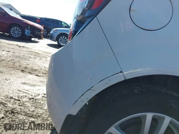 2012 Chevrolet Sonic LT с VIN 1G1JC6SH0C4229043, выставлен на аукционе IAAI как лот 43612612 с пробегом 96 265 миль миль и . История ставок и продаж доступна на DreamBid. Изображение 5.