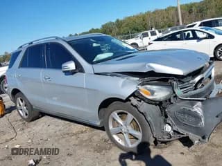 ✅ 2016 Mercedes-Benz GLE 350 • VIN: 4JGDA5JB3GA685297 • Лот: 43469526. Опубликован ранее на IAAI с пробегом 167 146 миль. Бесплатный доступ к архиву аукционных продаж из США и подробный отчёт об истории автомобиля на DreamBid. Изображение 1.