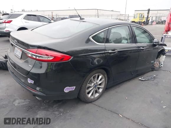 ✅ 2018 Ford Fusion SE • VIN: 3FA6P0PU0JR110942 • Лот: 42747328. Опубликован ранее на IAAI с пробегом 55 448 миль. Бесплатный доступ к архиву аукционных продаж из США и подробный отчёт об истории автомобиля на DreamBid. Изображение 4.