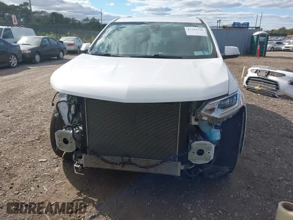 ✅ 2018 Chevrolet Traverse High Country • VIN: 1GNEVKKW9JJ159445 • Lot: 43392726. Wystawiony na IAAI z przebiegiem 90 528 mil. Bezpłatny archiwum sprzedaży aukcyjnych z USA i szczegółowy raport historii pojazdu na DreamBid. Zdjęcie 12.