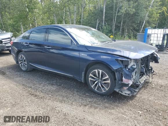 2019 Honda Accord Touring with VIN 1HGCV3F93KA800618, listed as a Copart auction lot 68911025 with 199,398 mi miles and Salvage title. Bid and sale history available at DreamBid. Image 4.